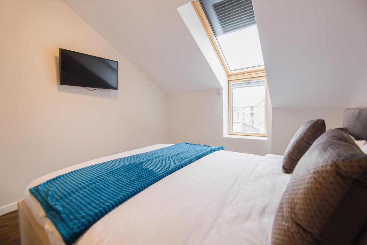 Skylight Loft Near City Center Oradea Exterior photo
